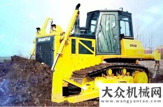 機成功交車山推DH17全液壓推土機喜獲工程機械年度TOP50(2016)技術(shù)創(chuàng)新類金獎國內(nèi)首