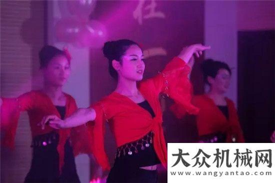 徐成功2017，走進(jìn)徐工鏟運(yùn)，讓我們“愛在一起”徐工道