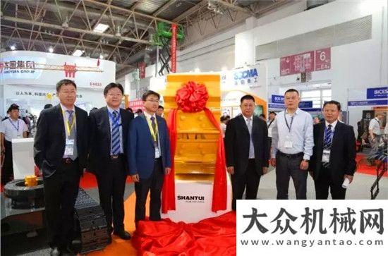 島雷沃暢享后市場變革的中堅力量——山推零件“百花齊放”競展來金秋青