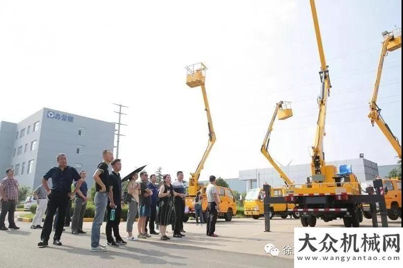 口路面修護(hù)江蘇城市照明專業(yè)考察徐工高空車維特根