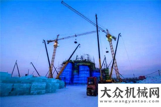 年增長可期徐工圣誕大禮 近百臺起重機(jī)，建造夢幻冰雪城堡三一重