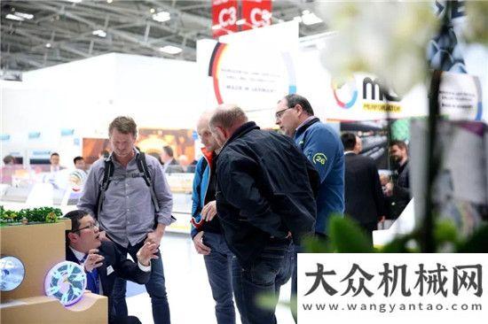 洲高端市場(chǎng)BAUMA 2019||展會(huì)進(jìn)入第二天，全媒體關(guān)注中鐵裝備“硬核”創(chuàng)造三款產(chǎn)