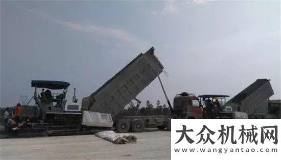 果通過鑒定中交西筑攤鋪機(jī) 云湛高速顯身手徐工基