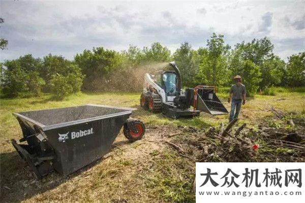 面壓實(shí)難題山貓：短途運(yùn)輸新式武器中大機(jī)