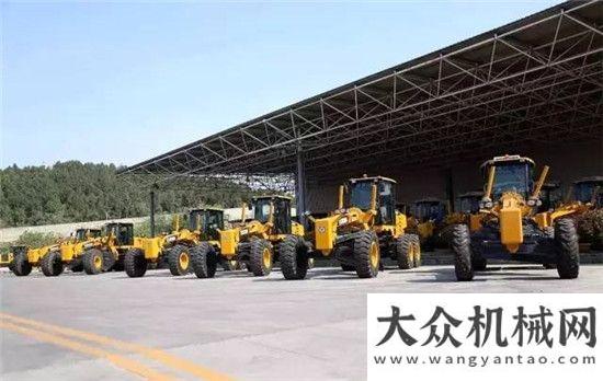 區(qū)域的應(yīng)用一標(biāo)全中！徐工高端、成套化道路機械批量發(fā)往肯尼亞拌出青