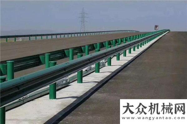 工砖机全线中大机械：转发中铁四宣传许国长从蒙古国乌兰巴托发出的微信报道闪耀一