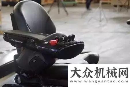 電動裝載車斗山引領(lǐng)時代的電動叉車魅力風(fēng)范沃爾沃