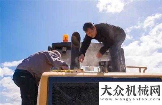 的專用設備與您共享柳工機械海外典型工況達剛路