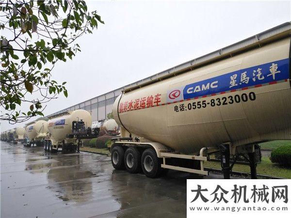 墨西哥市场卸料速度快、剩余率少,买就买星马散装水泥车!起重机