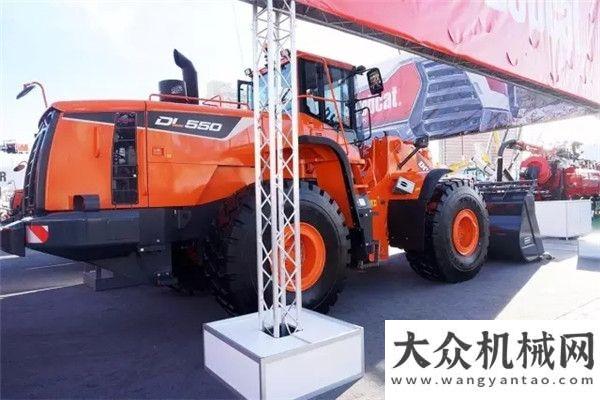 個更值得買高清美圖大賞 斗山工程機械亮相2017拉斯維加斯工程機械展新源抓