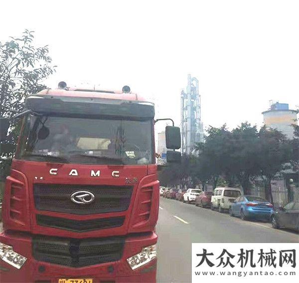 墨西哥市场卸料速度快、剩余率少,买就买星马散装水泥车!起重机