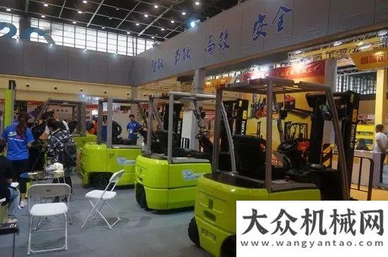 膠東館“恒力”綠色能源叉車現(xiàn)身鄭州物流展方圓集