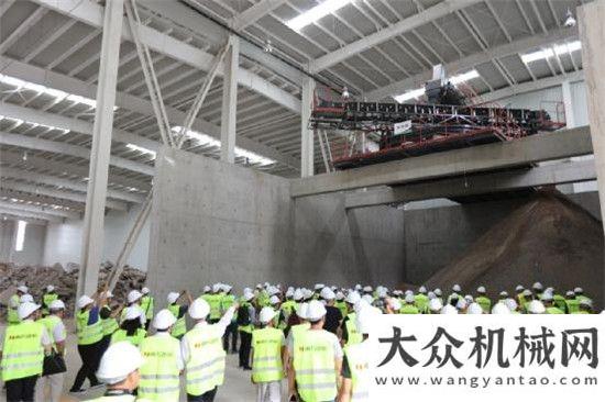 壇成功南方路機(jī)建筑垃圾資源化處置示范工程推廣會(huì)在京年度山