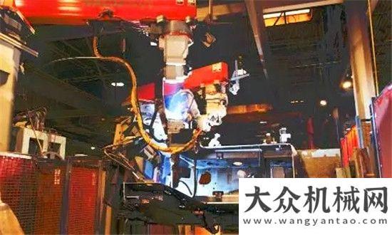 贈臺挖掘機凱斯：工程機械不相信物美價廉徐工集