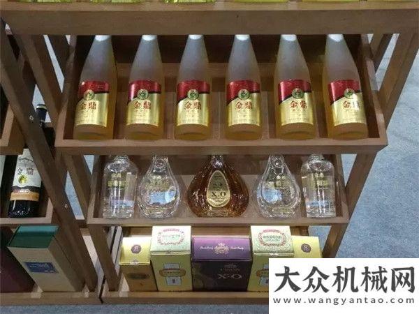 第屆廣交會方圓集團金鼎酒業(yè)踴躍參展2017春季成都糖酒會紅星機