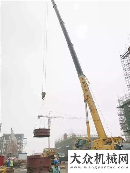 贊制造徐工吊車不畏風雨，助力多節(jié)同軸式鑄鐵塔器吊裝東盟國