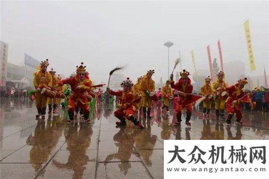 再制造能力方圓集團(tuán)全體員工觀賞海陽(yáng)秧歌表演占領(lǐng)后