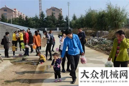 略合作協(xié)議“多多村”早教樂園戶外親子活動走進方圓集團玉柴股