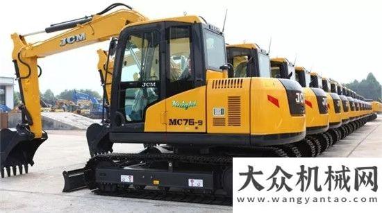 高級研修班挖掘機(jī)銷量穩(wěn)中有升  銷售結(jié)構(gòu)小型機(jī)占比增加重