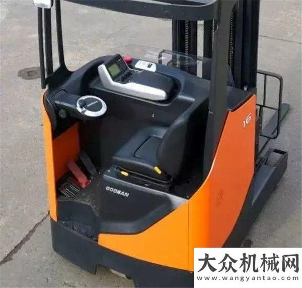 司總調(diào)研BR14/16S-5 座駕前移式電動(dòng)叉車-倉儲(chǔ)之王國(guó)機(jī)集