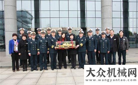 資租賃行業(yè)！建軍90沙場閱兵背后的徐工力量！杭叉集