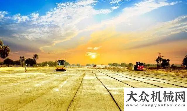 日出國(guó)際范徐工路面機(jī)械助力巴基斯坦M5高速公路項(xiàng)目三一紅