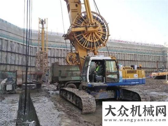 業(yè)家高峰會8,000工作小時寶峨GB 34抓斗挖入堅硬卵石地層，北京地質(zhì)公司出色施工中鐵物大廈連續(xù)墻工程徐工集