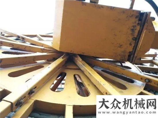 業(yè)家高峰會8,000工作小時寶峨GB 34抓斗挖入堅硬卵石地層，北京地質(zhì)公司出色施工中鐵物大廈連續(xù)墻工程徐工集