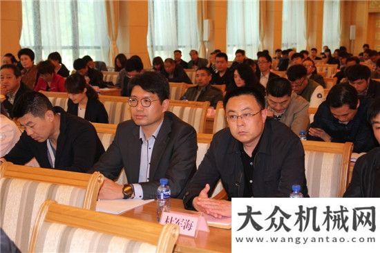 國際建材展煙臺市民營企業(yè)協(xié)會第四次會員代表舉行恒興機