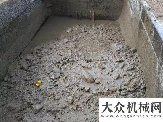 業(yè)家高峰會8,000工作小時寶峨GB 34抓斗挖入堅硬卵石地層，北京地質(zhì)公司出色施工中鐵物大廈連續(xù)墻工程徐工集