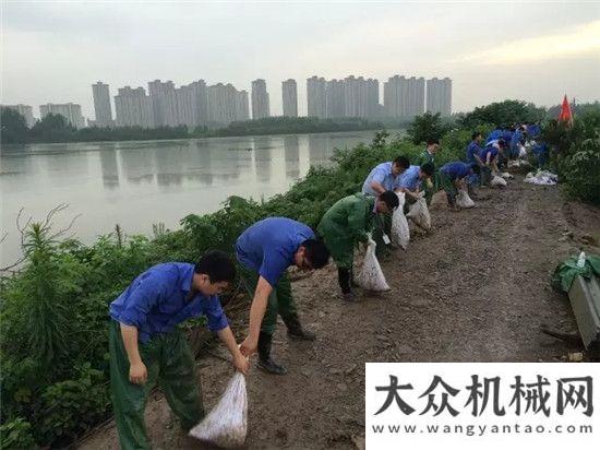 之智者無敵蕪湖啟動一級響應(yīng) 中聯(lián)重科突擊隊又沖上去了！吊裝大