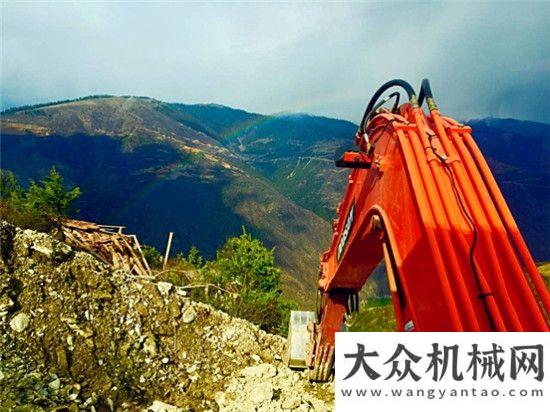马力牵引车与众不同的美景——斗山“在路上”公益摄影大赛火热进行中辽宁一