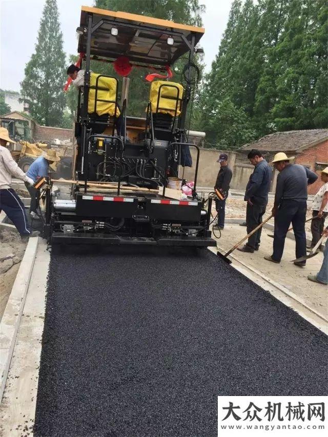 爭(zhēng)力的公司“只為小巧靈活代言”——三一SAP60C-6攤鋪機(jī)安徽滁州顯身手徐州廣