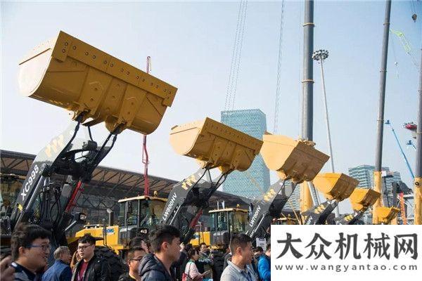 機(jī)產(chǎn)品評測bauma CHINA 2018 | 雙劍合璧 徐工大噸位裝載機(jī)大有可為大有道