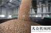 有家经销商江苏麦收过八成 谷王粮食烘干中心成“香饽饽”柳工海