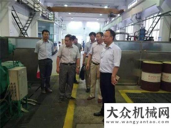 国际瑜伽日中交西筑董事长杨向阳拜访长安大学校长陈峰打开中