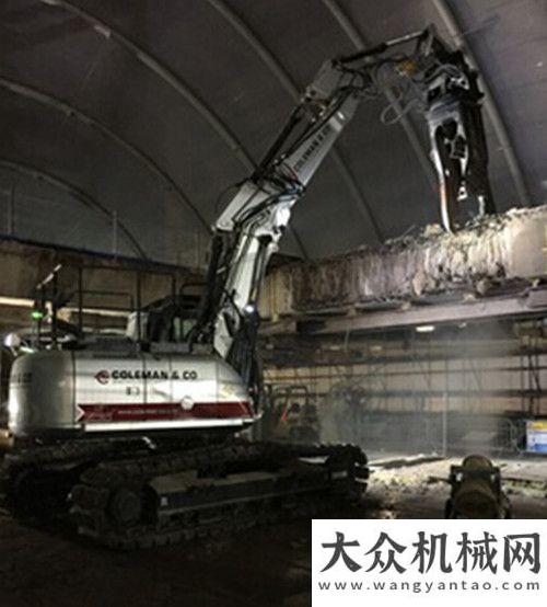 產(chǎn)業(yè)化基地JCB公司獨特的遙控挖掘機(jī)住建