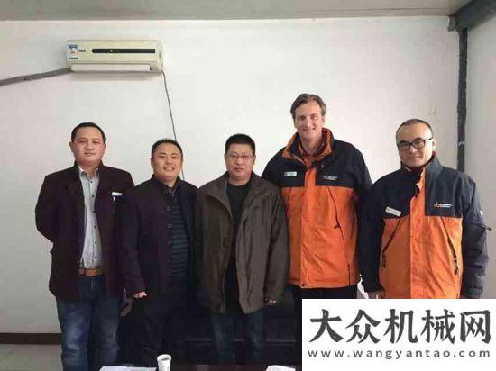 用指导目录“两地联拍”，八达国际-利氏兄弟大型无底价拍卖会圆满收官中交西