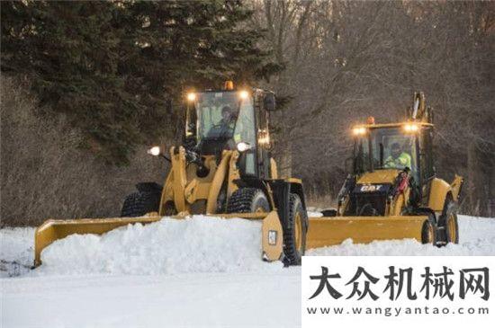 搶先報(bào)名中大雪節(jié)氣，看“大黃車”的冰雪奇緣圣誕福