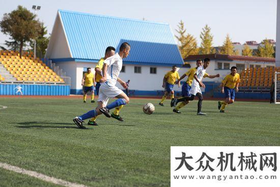 車國(guó)際論壇方圓集團(tuán)2015年足球賽完美落幕陜重汽