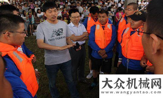 能考察交流端午賽龍舟力士德代表隊(duì)水面上演“速度與”民盟湖