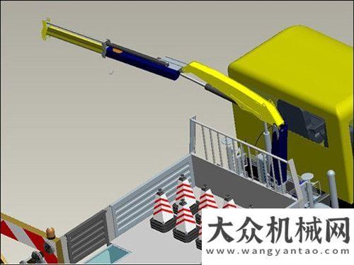 研討會舉行高速公路防追尾神車：徐工防撞緩沖車問世方圓集