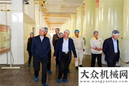 揚(yáng)工匠精神山東濱州市糧食、濱州市中裕食品有限公司一行來(lái)賓參觀考察集團(tuán)三一重