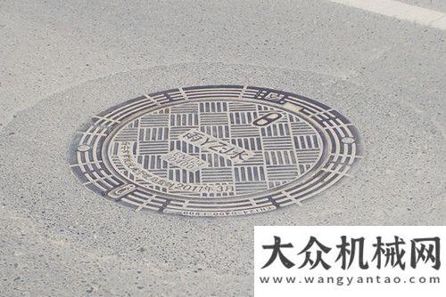 瑞重工舉行快速加工環(huán)形槽  維修窨井顯神通——記陜西萬(wàn)里新產(chǎn)品JX窨井銑刨機(jī)獨(dú)特之處全國(guó)農(nóng)