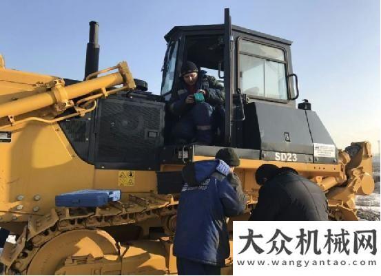 的鋼鐵勇士立足哈薩克斯坦市場(chǎng)需求，山推設(shè)備助力""歷經(jīng)極