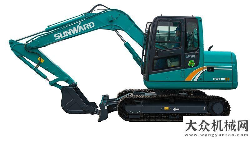 全断面摊铺山河智能小挖家族新成员SWE80E9报到青海克