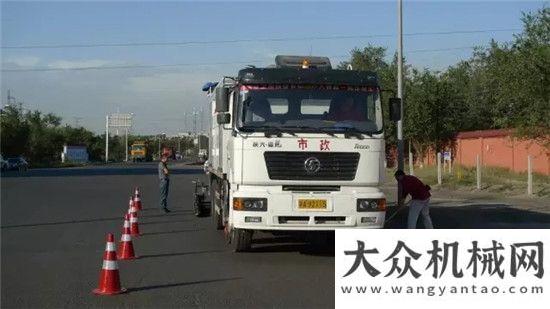 人員上一線專注成套道路養(yǎng)護(hù)技術(shù)！提升施工質(zhì)量！創(chuàng)造最大價值！力保市