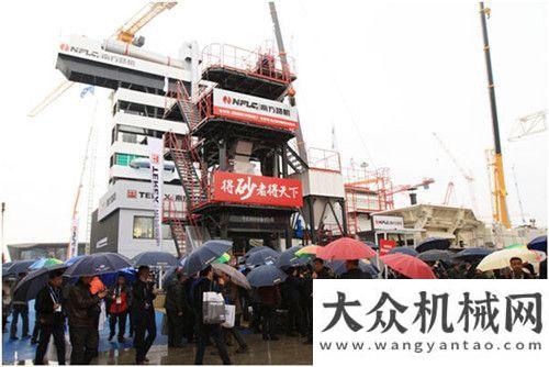 企無縫對接2014Bauma China 南方路機展臺精彩回顧徐州工