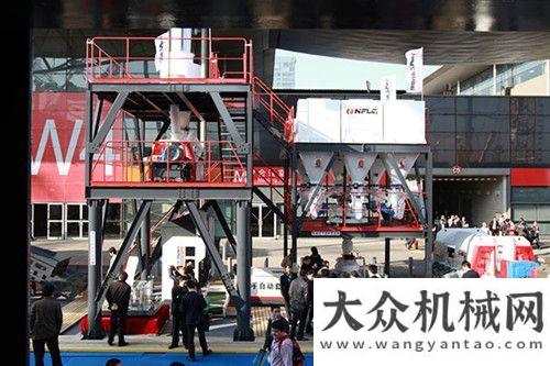 企無縫對接2014Bauma China 南方路機展臺精彩回顧徐州工