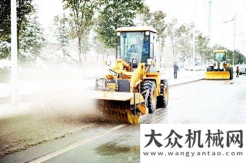 市場開門紅破雪天城市道路難題 徐工機械除雪機給力重